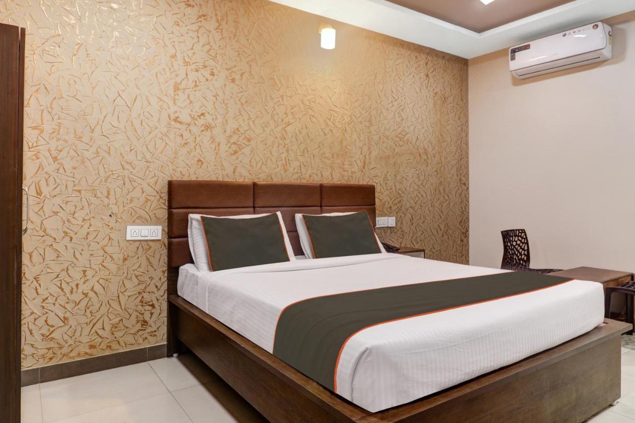 Emara Delight Executives Rooms Bangalore Exterior foto